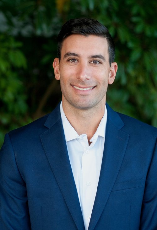 RJ D'Cruz